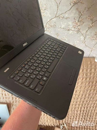 Dell inspirion 5040, AMD E450/4gb/320gb /2gb AMD R