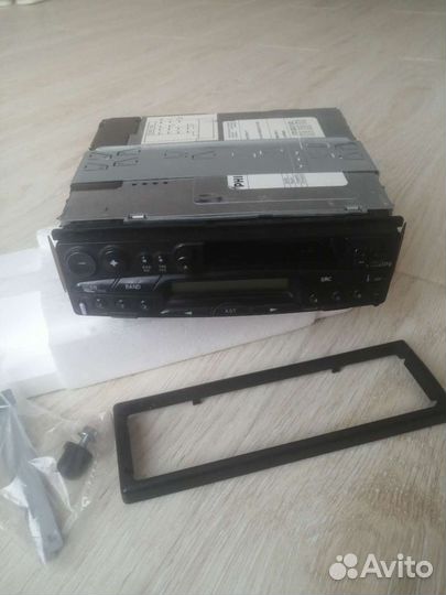 Автомагнитола под кассету