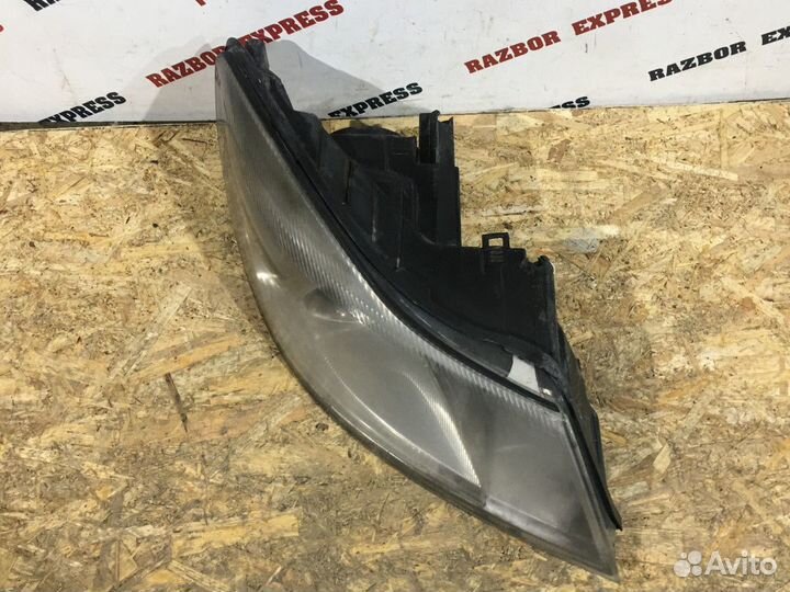 Фара правая Skoda Octavia A5 FL