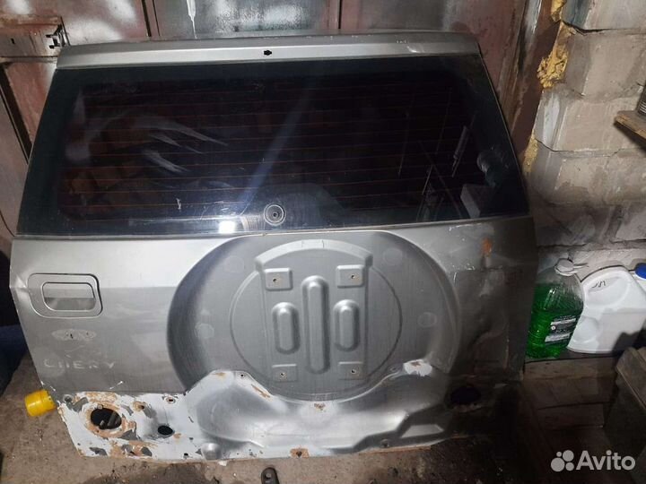 Задняя дверь chery tiggo