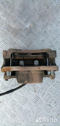 Суппорт тормозной передний левый Ford Ranger 2014