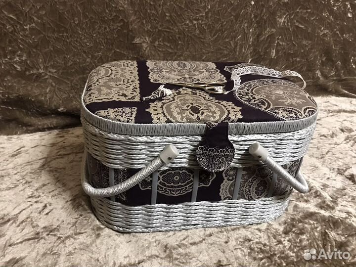 Большая Шкатулка для рукоделия и шитья