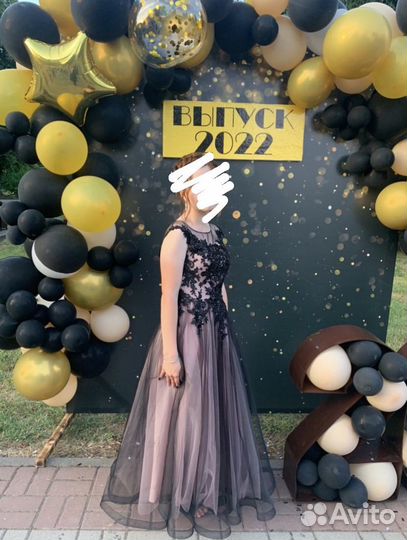 Вечернее платье