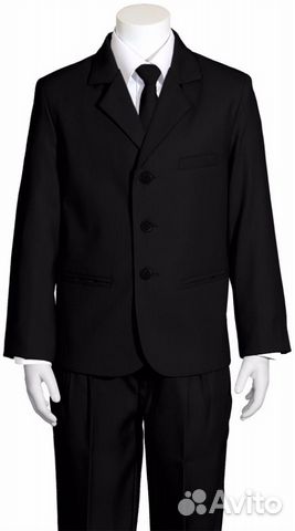 Костюмы в новомосковске. Новомосковск мужские костюмы. Бордовый классический костюм. Магазин спортивной одежды в москве. Серый классический костюм.