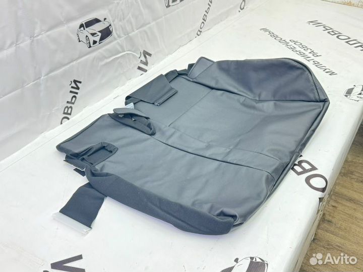 Обивка сиденья задняя левая Toyota Rav4 45