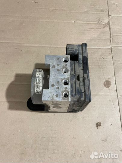 Блок ABS (абс) Volkswagen Passat B8