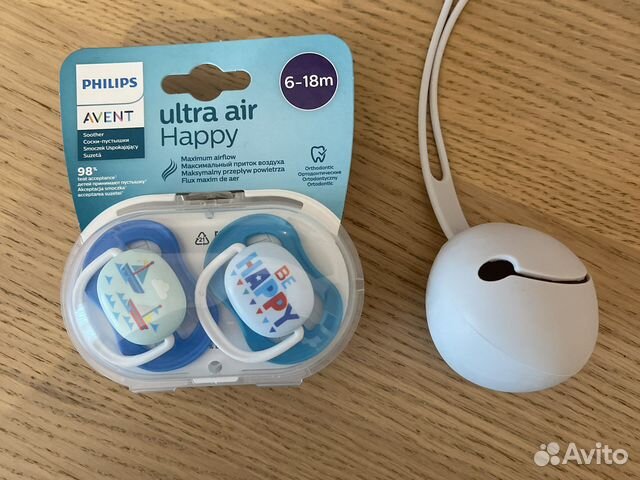 Соска - пустышка и силиконовый контейнер