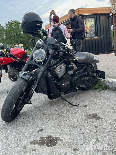 Harley-Davidson V-Rod Street