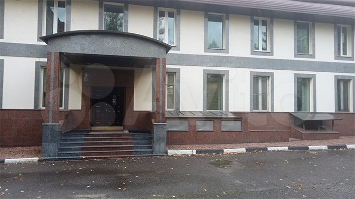 Сдам офисное помещение, 380 м²