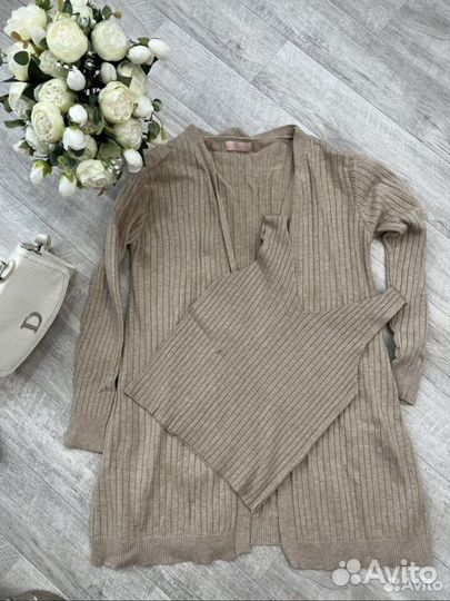 Трикотажный костюм женский