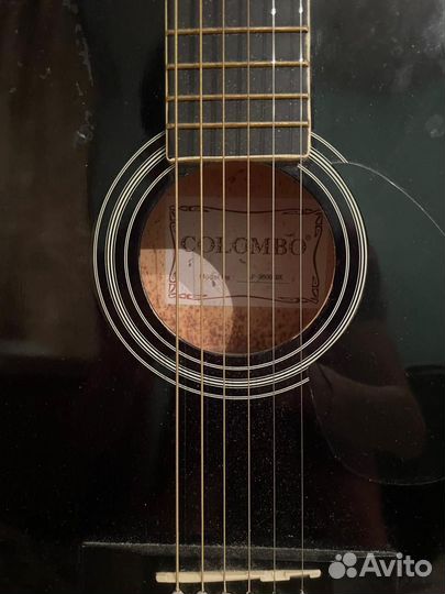 Акустическая гитара