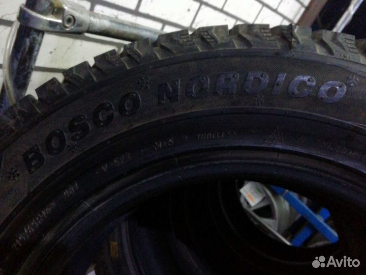 Viatti Bosco Nordico V-523 215/65 R16 98T