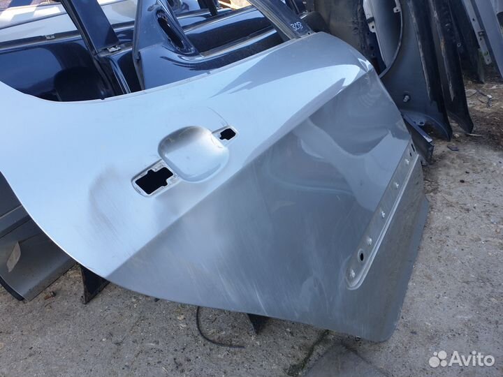 Дверь задняя правая peugeot 308 1 пежо хетчбек зп