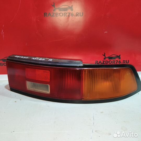 Фонарь задний правый Mazda 323 BG слепая