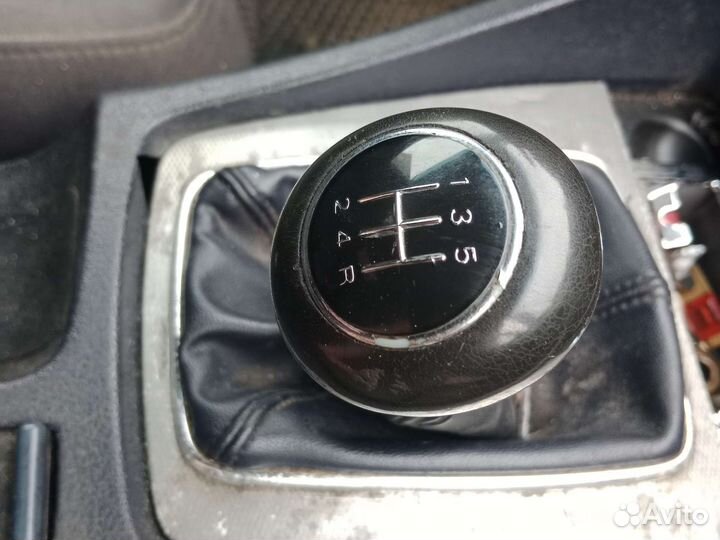 Ручка кпп с кожухом audi A4 B6