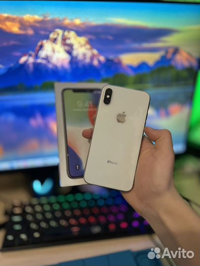 iPhone X, 64 ГБ