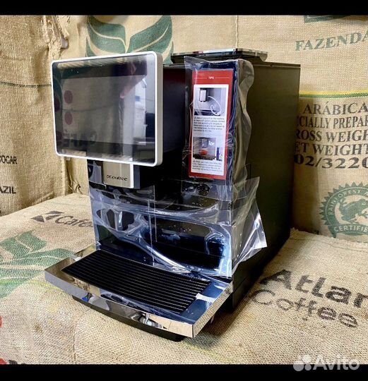 Кофемашина новая