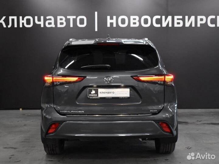 Toyota Highlander 3.5 AT, 2022