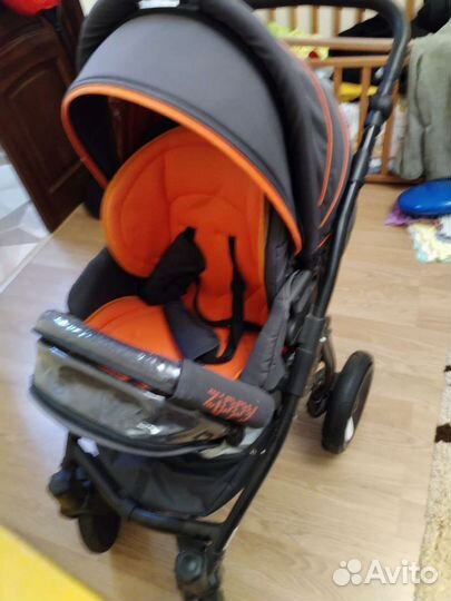 Прогулочная коляска 3 в 1 бу zippy