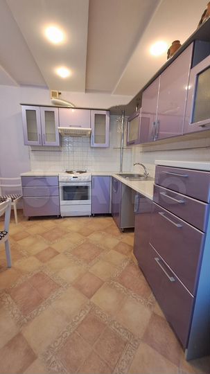 2-к. квартира, 32 м², 1/9 эт.