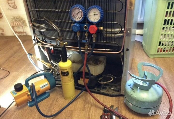 Ремонт холодильников