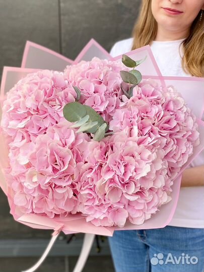 Букет цветов гортензия к 1 сентября