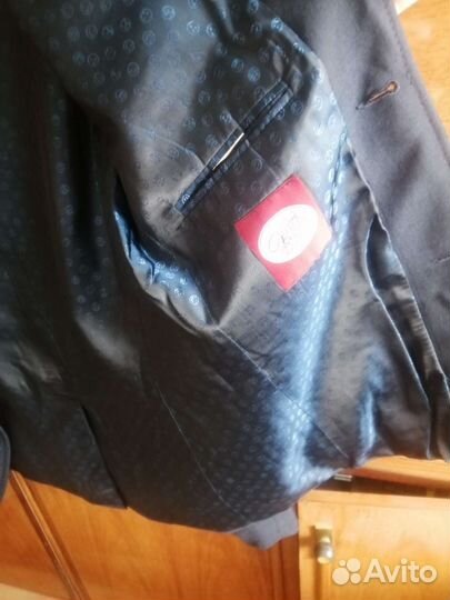 Школьная форма синяя размер. 42,рост 176