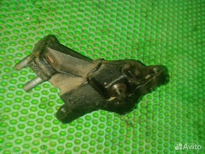 Кронштейн двигателя Hyundai Accent