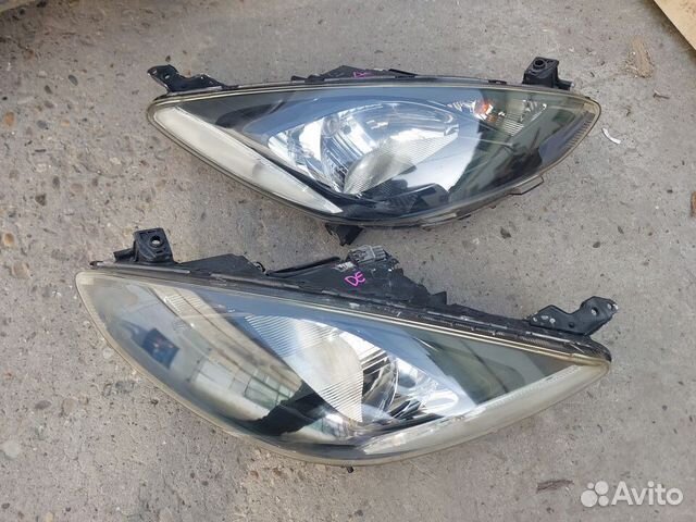 Фара мазда демио