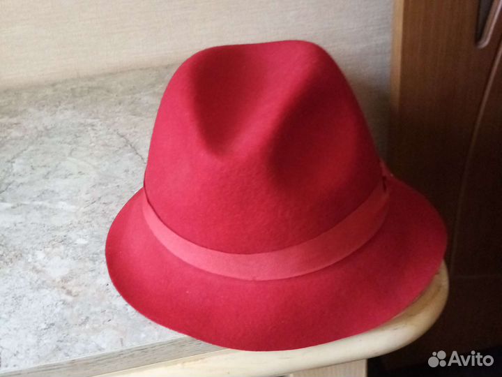 Шляпа фетровая женская