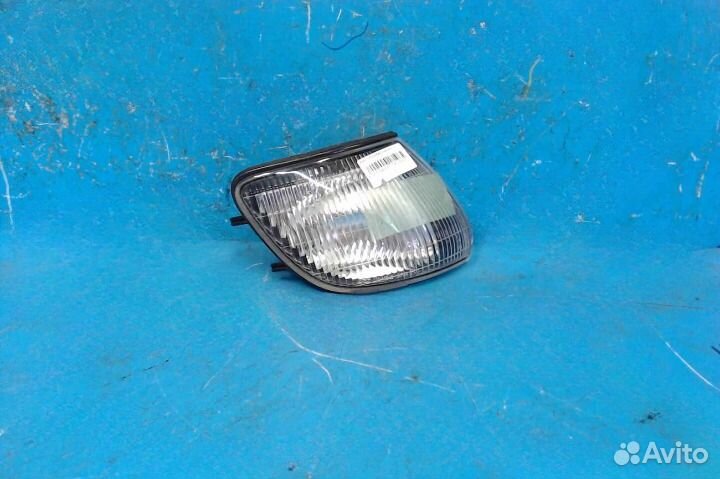 Габарит mitsubishi delica PD8W (12087245) правый