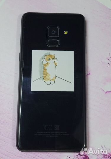 Samsung Galaxy A8 (2018), 4/32 ГБ