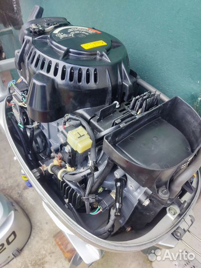 Лодочный мотор Honda 20