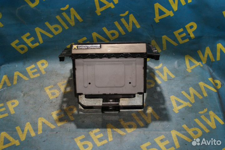 Рамка магнитолы Volkswagen Bora