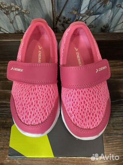 Кроссовки для девочки demix