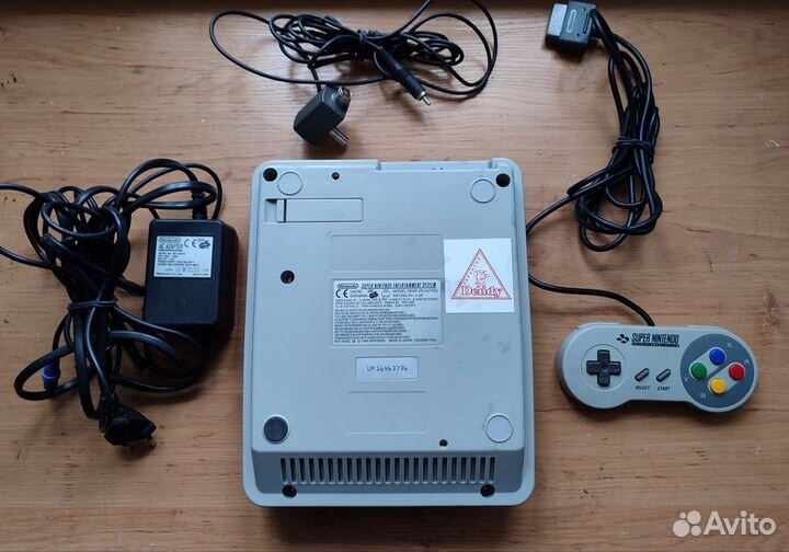 Игровая приставка Super Nintendo
