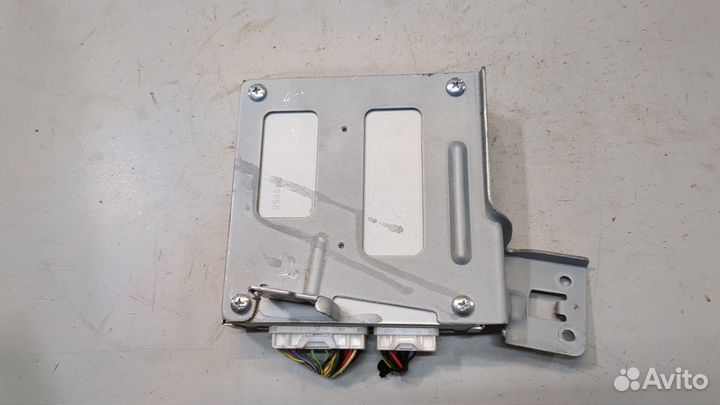 Блок управления камерой заднего вида Infiniti QX56