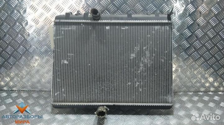 Радиатор (основной) Peugeot 308 T7 2010 9680533480