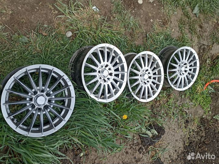 Литые диски r14 на ваз 4 98 бу