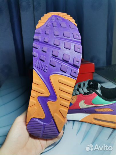 Отдам кроссовки