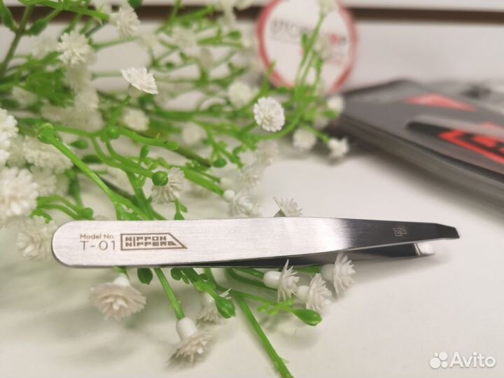 Пинцет для бровей