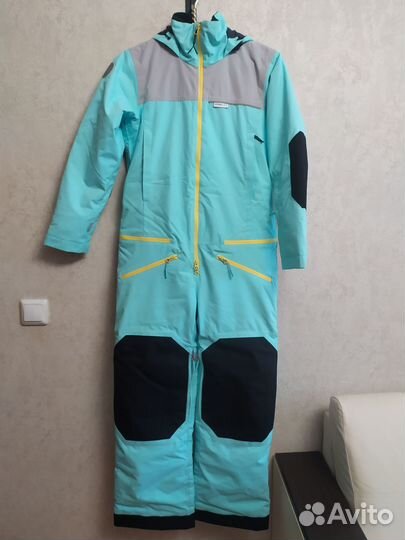 Горнолыжный комбинезон