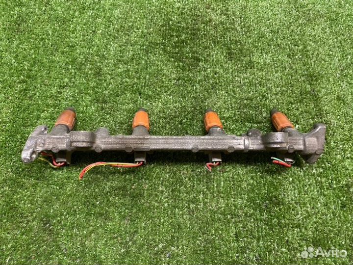 Форсунка топливная Mitsubishi Carisma 4G92 2003