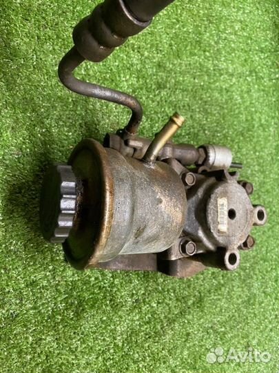 Насос гидроусилителя руля Toyota Corolla E110