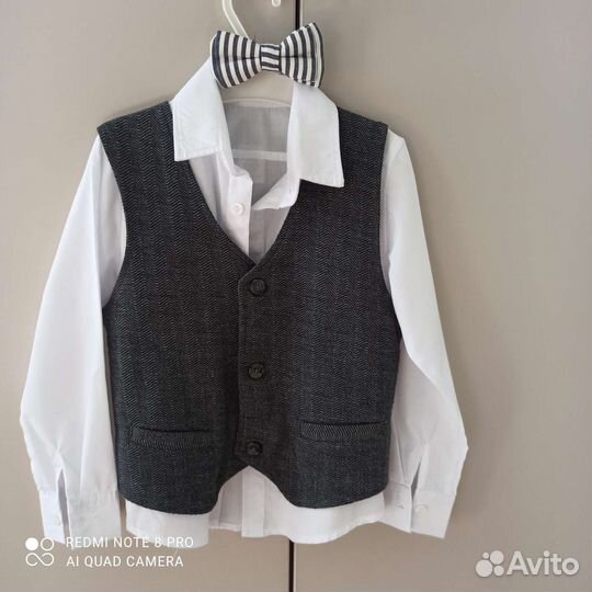 Рубашка, жилет, бабочка