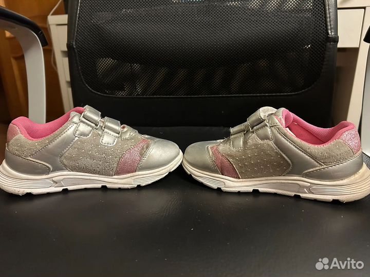 Кроссовки Chicco 30 р