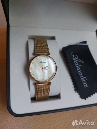 Наручные часы Adriatica