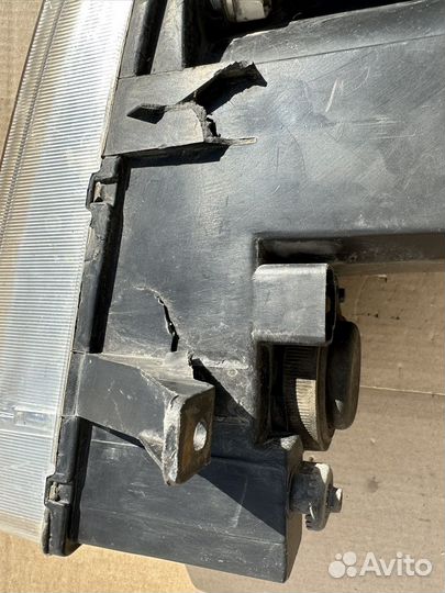 Фара левая Iran Samand Khodro