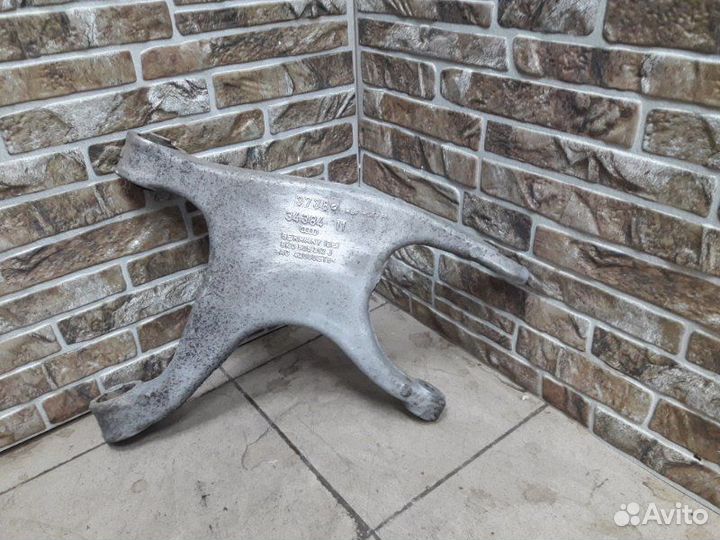 Рычаг подвески нижний задний правый Audi Q5 2015