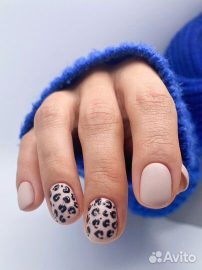 Маникюр и педикюр